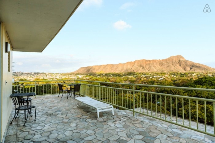 來源: https://www.airbnb.jp/rooms/1046446?af=3330218&c=APAC_JP_Partnership_travelbook_Content5