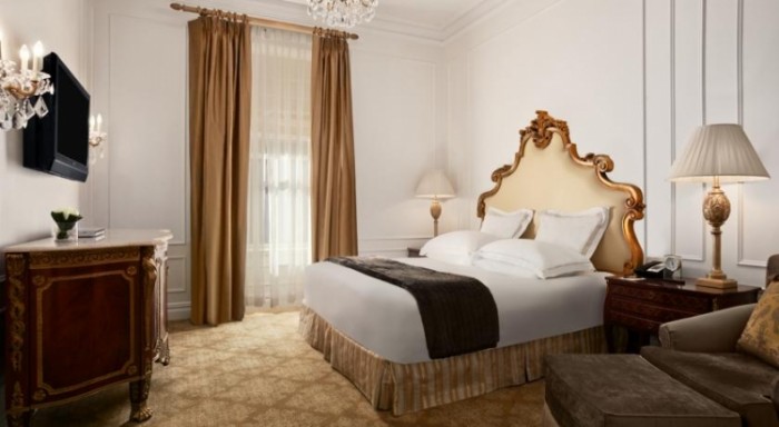 來源: https://travelbook.com.tw/b64r/aHR0cDovL3d3dy5ib29raW5nLmNvbS9ob3RlbC91cy90aGUtcGxhemEuaHRtbD9haWQ9MTE0MjA5Ng%3D%3D