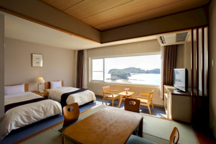 來源: https://travelbook.com.tw/b64r/aHR0cDovL2NrLmpwLmFwLnZhbHVlY29tbWVyY2UuY29tL3NlcnZsZXQvcmVmZXJyYWw%2Fc2lkPTMxNTc1NjgmcGlkPTg4MzcwMTUyMCZ2Y191cmw9aHR0cHMlM0ElMkYlMkZ3d3cuZXhwZWRpYS5jby5qcCUyRkhvdGVsLVNlYXJjaCUzRnNlbGVjdGVkJTNENjYzNjcxNSUyNmxhbmdpZCUzRDEwNDElMjZlYXBpZCUzRDQyMDU3JTI2bWN0YyUzRDklMjZhZmZjaWQlM0RqcC5uZXR3b3JrLnZhbHVlY29tbWVyY2UudHJhdmVsYm9vay4%3D