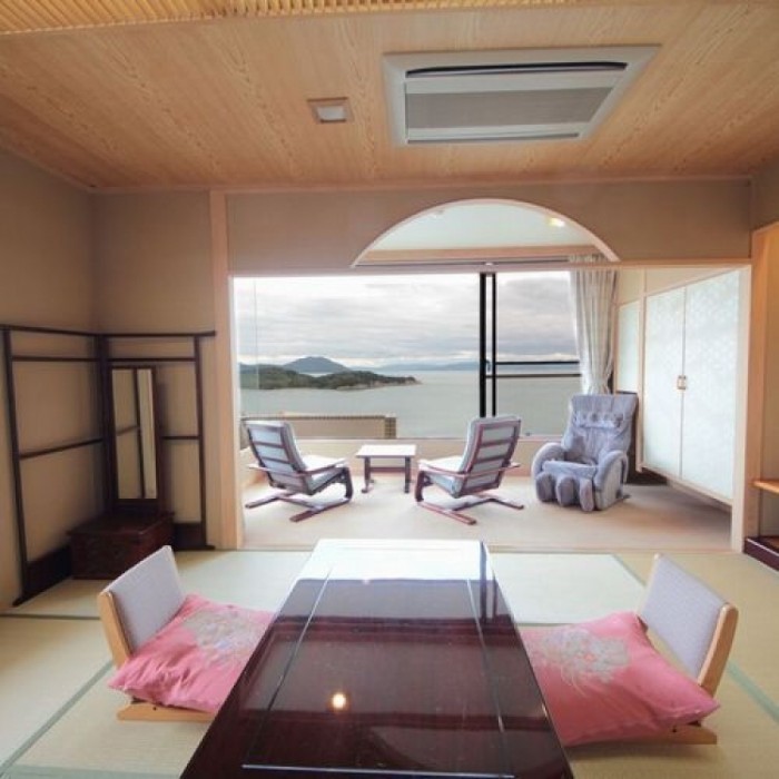 來源: https://travelbook.com.tw/b64r/aHR0cDovL2NsaWNrLmxpbmtzeW5lcmd5LmNvbS9mcy1iaW4vY2xpY2s%2FaWQ9dnVkZmRTWlBZcXcmc3ViaWQ9Jm9mZmVyaWQ9MjQ3NjAzLjEmdHlwZT0xMCZ0bXBpZD0xNjUxJlJEX1BBUk0xPWh0dHAlMjUzQSUyNTJGJTI1MkZ0cmF2ZWwucmFrdXRlbi5jby5qcCUyNTJGSE9URUwlMjUyRjEzNDg3NCUyNTJGMTM0ODc0Lmh0bWw%3D