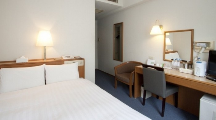 來源: https://travelbook.com.tw/b64r/aHR0cDovL2NsaWNrLmxpbmtzeW5lcmd5LmNvbS9mcy1iaW4vY2xpY2s%2FaWQ9dnVkZmRTWlBZcXcmc3ViaWQ9Jm9mZmVyaWQ9MjQ3NjAzLjEmdHlwZT0xMCZ0bXBpZD0xNjUxJlJEX1BBUk0xPWh0dHAlMjUzQSUyNTJGJTI1MkZ0cmF2ZWwucmFrdXRlbi5jby5qcCUyNTJGSE9URUwlMjUyRjE5OTAlMjUyRjE5OTAuaHRtbA%3D%3D