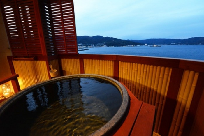 來源: https://travelbook.com.tw/b64r/aHR0cDovL2NrLmpwLmFwLnZhbHVlY29tbWVyY2UuY29tL3NlcnZsZXQvcmVmZXJyYWw%2Fc2lkPTMxNTc1NjgmcGlkPTg4MzM0ODg2OCZ2Y191cmw9aHR0cCUzQSUyRiUyRnd3dy5pa3l1LmNvbSUyRjAwMDAxNTkxJTJG
