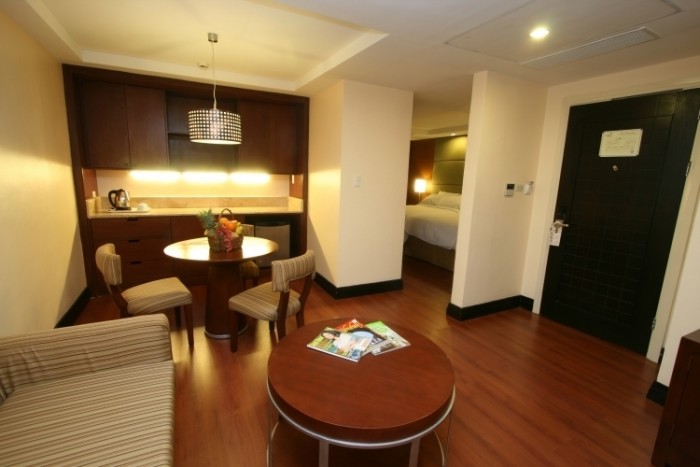 來源: http://www.crownregencyhotelandtowers.com/rooms.php
