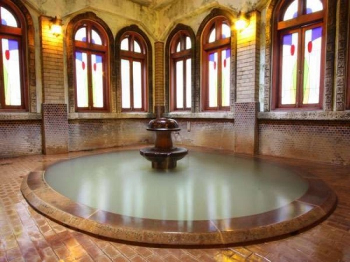 來源: https://travelbook.com.tw/b64r/aHR0cDovL2NsaWNrLmxpbmtzeW5lcmd5LmNvbS9mcy1iaW4vY2xpY2s%2FaWQ9dnVkZmRTWlBZcXcmc3ViaWQ9Jm9mZmVyaWQ9MjQ3NjAzLjEmdHlwZT0xMCZ0bXBpZD0xNjUxJlJEX1BBUk0xPWh0dHAlMjUzQSUyNTJGJTI1MkZ0cmF2ZWwucmFrdXRlbi5jby5qcCUyNTJGSE9URUwlMjUyRjMyMDQ0JTI1MkYzMjA0NC5odG1s