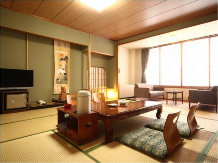來源: https://travelbook.com.tw/b64r/aHR0cDovL3J1cnVidS50cmF2ZWwvQTAyLzAyLzAyMDIvMDIwMjAyLzAyMjA2MDcvMjEyMzAwNy8%2FJlJlZ2lzdEZyb209dHJhdmVsYm9vaw%3D%3D