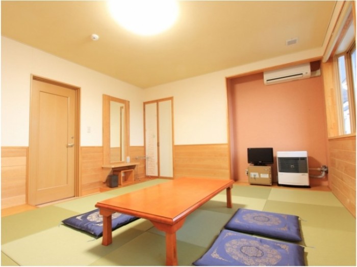 來源: https://travelbook.com.tw/b64r/aHR0cDovL3J1cnVidS50cmF2ZWwvQTAyLzAyLzAyMDIvMDIwMjAyLzAyMjA2MDcvMjEyMzMyNC8%2FJlJlZ2lzdEZyb209dHJhdmVsYm9vaw%3D%3D