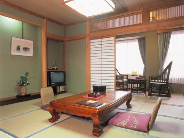 來源: https://travelbook.com.tw/b64r/aHR0cDovL3J1cnVidS50cmF2ZWwvQTAyLzAyLzAyMDIvMDIwMjAyLzAyMjA2MDcvMjEyMzAyMi8%2FJlJlZ2lzdEZyb209dHJhdmVsYm9vaw%3D%3D