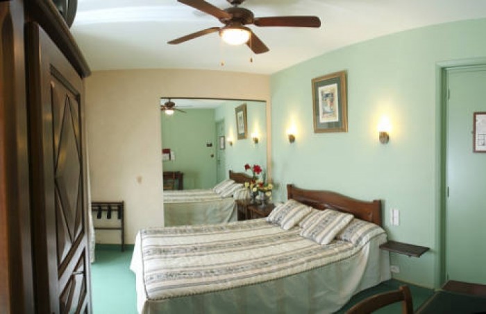 來源: https://www.expedia.co.jp/Cordes-Sur-Ciel-Hotels-Hostellerie-Du-Vieux-Cordes.h3629231.Hotel-Information