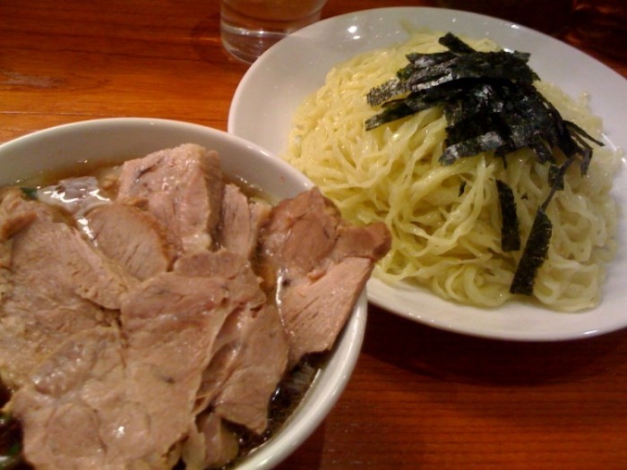 來源: http://rahmenmichelin.blog53.fc2.com/blog-entry-81.html
