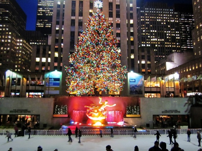 來源: http://urbnexplorer.com/2011/12/25/street-scene-christmas-in-nyc/