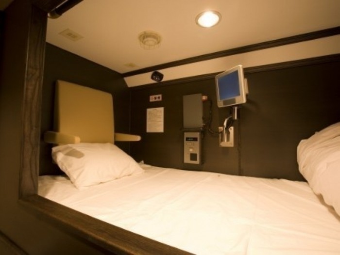 來源: https://travelbook.com.tw/b64r/aHR0cDovL2NsaWNrLmxpbmtzeW5lcmd5LmNvbS9mcy1iaW4vY2xpY2s%2FaWQ9dnVkZmRTWlBZcXcmc3ViaWQ9Jm9mZmVyaWQ9MjExNTY2LjEmdHlwZT0xMCZ0bXBpZD0xNjUxJlJEX1BBUk0xPWh0dHAlMjUzQSUyNTJGJTI1MkZ0cmF2ZWwucmFrdXRlbi5jby5qcCUyNTJGSE9URUwlMjUyRjY3MzkxJTI1MkY2NzM5MV9zdGQuaHRtbA%3D%3D