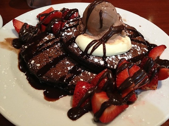 來源: http://www.urbanspoon.com/articles/12876-10-delicious-pictures-of-pancakes