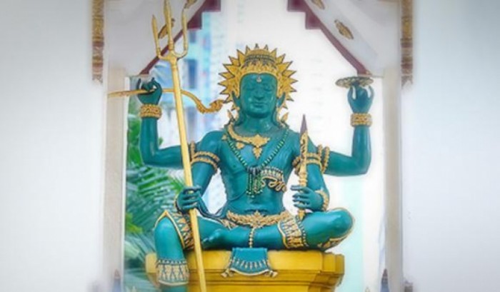 來源: http://tourist.cpn.co.th/mustvisit-detail-1-CentralWorld-15-INDRASHRINE