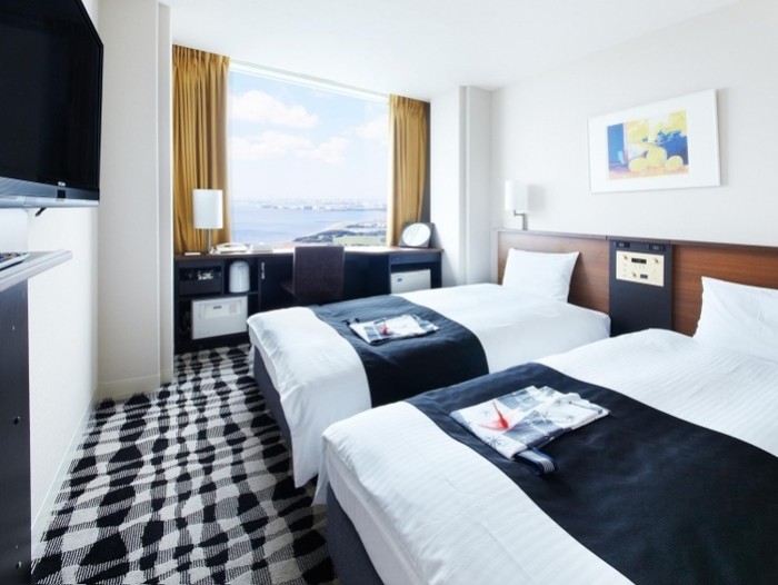 來源: https://travelbook.com.tw/b64r/aHR0cDovL3d3dy5hZ29kYS5jb20vemgtdHcvYXBhLWhvdGVsLXJlc29ydC10b2t5by1iYXktbWFrdWhhcmkvaG90ZWwvdG9reW8tanAuaHRtbD9DSUQ9MTc0OTEyMQ%3D%3D