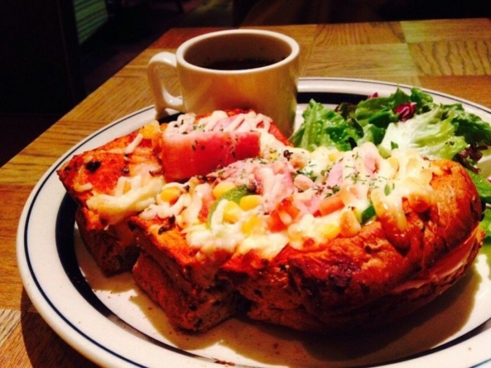 來源: http://www.yelp.co.jp/biz/%E3%83%AF%E3%82%A4%E3%82%A2%E3%83%BC%E3%83%89-%E3%82%AB%E3%83%95%E3%82%A7-%E5%A4%A7%E9%98%AA%E5%B8%82