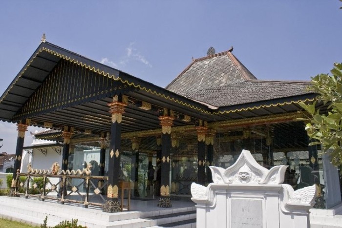 來源: http://quackphoto.exblog.jp/iv/detail/index.asp?s=9544087&i=200809/21/71/b0131071_23464415.jpg