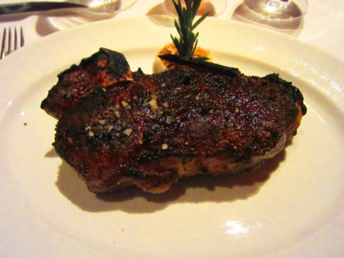來源: http://tasty-eating.blogspot.jp/2013/04/strip-house.html