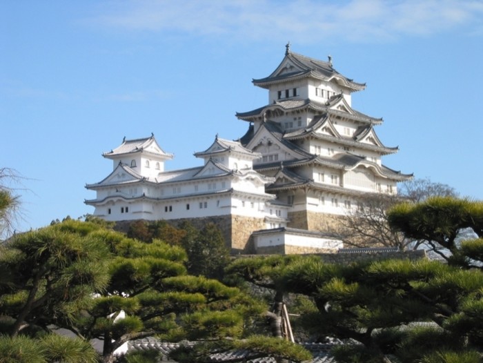 來源: https://ja.wikipedia.org/w/index.php?title=%E5%A7%AB%E8%B7%AF%E5%9F%8E&oldid=62078284
