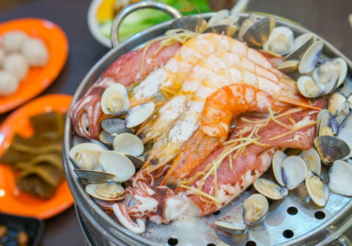 來源: https://ifoodie.tw/restaurant/57e348182756dd47456b2be2-%E9%AE%AE%E8%92%B8%E9%9C%B8%E8%92%B8%E6%B0%A3%E6%B5%B7%E9%AE%AE%E5%A1%94
