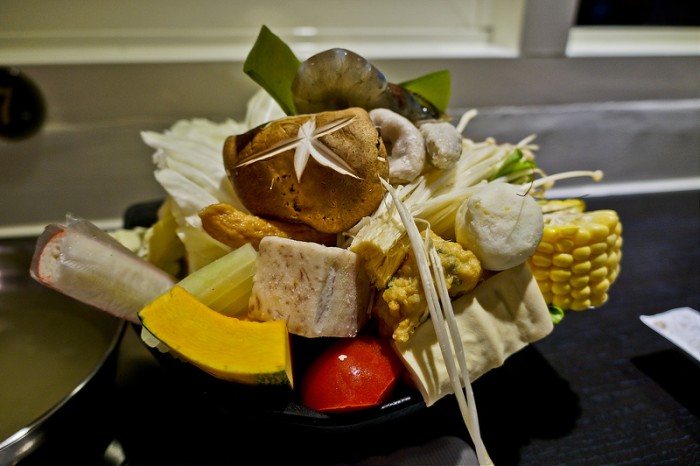 來源: http://savvik123.pixnet.net/blog/post/194522730-%E5%8F%B0%E5%8C%97-%E6%8D%B7%E9%81%8B%E8%90%AC%E9%9A%86%E7%AB%99-%E9%8C%A2%E9%83%BD%E6%97%A5%E5%BC%8F%E6%B6%AE%E6%B6%AE%E9%8D%8B(%E8%90%AC%E9%9A%86%E4%B8%80%E5%BA%97)