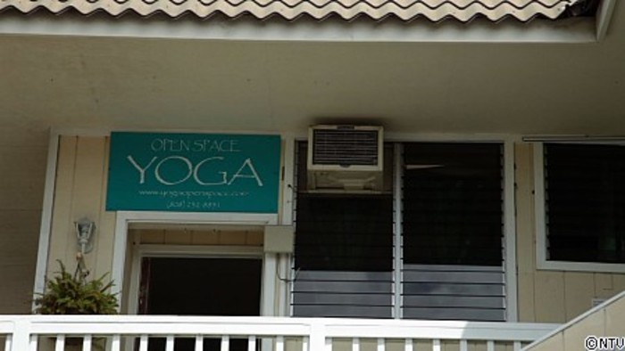 來源: http://www.ntv.co.jp/anothersky/contents/2013/10/open-space-yoga-hawaii-diamond-head-studio.html