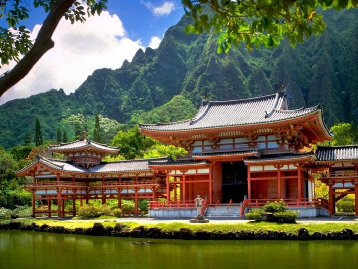 來源: http://wallpapers.free-review.net/63__Oahu,_Hawaii_-_Byodo-In_Temple.htm