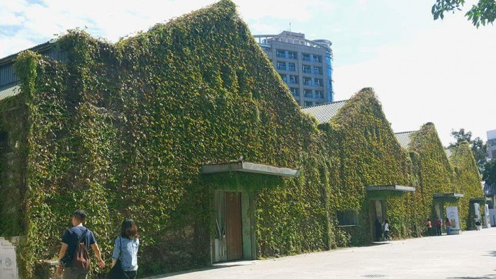 來源: https://www.facebook.com/photo.php?fbid=1181792975190081&set=p.1181792975190081&type=3&theater
