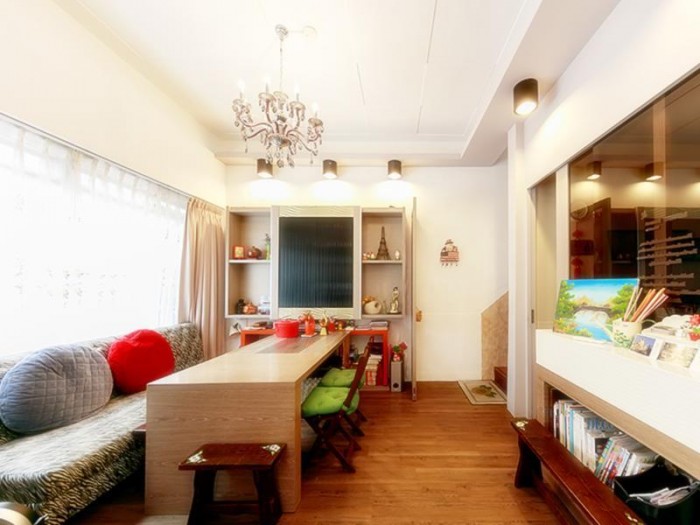 來源: https://www.agoda.com/zh-tw/liuhe-corner-house-737/hotel/kaohsiung-tw.html