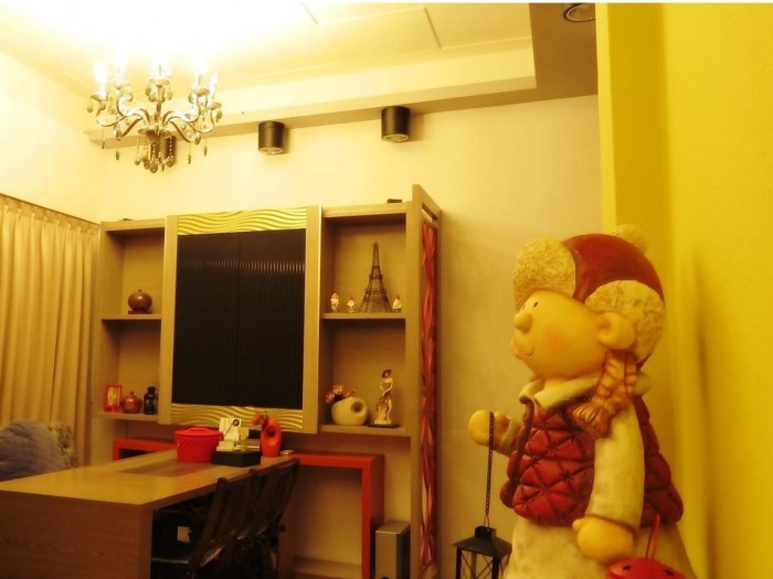 來源: https://www.agoda.com/zh-tw/liuhe-corner-house-737/hotel/kaohsiung-tw.html