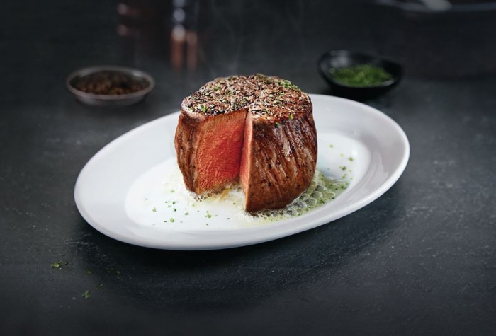 來源: https://www.facebook.com/ruthschris.tw/