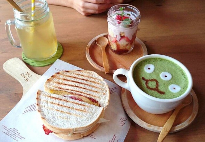 來源: http://blog.jsmix.tw/2016/03/%E3%80%90%E6%A1%83%E5%9C%92%E3%80%91wooly-cafe-%E9%84%89%E6%9D%91%E9%A2%A8%E5%92%96%E5%95%A1%E5%BB%B3-%E7%81%AB%E8%BB%8A%E7%AB%99%E9%99%84%E8%BF%91/