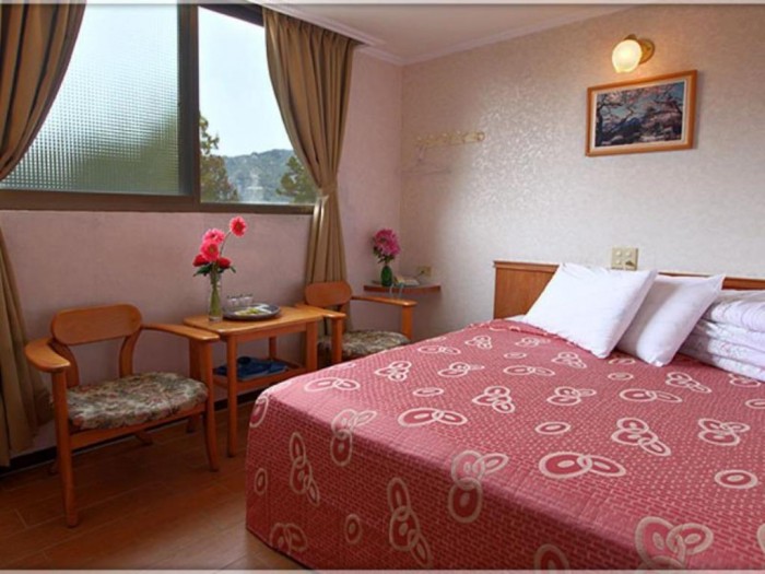 來源: https://www.agoda.com/zh-tw/ali-shan-dengshan-hotel/hotel/chiayi-tw.html?CID=1749121