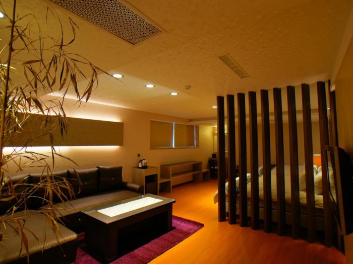 來源: https://www.agoda.com/zh-tw/dafeng-hotel/hotel/chiayi-tw.html?CID=1749121