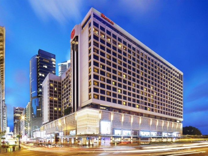 來源: https://www.agoda.com/zh-tw/sheraton-hong-kong-hotel-and-towers/hotel/hong-kong-hk.html?CID=1749121