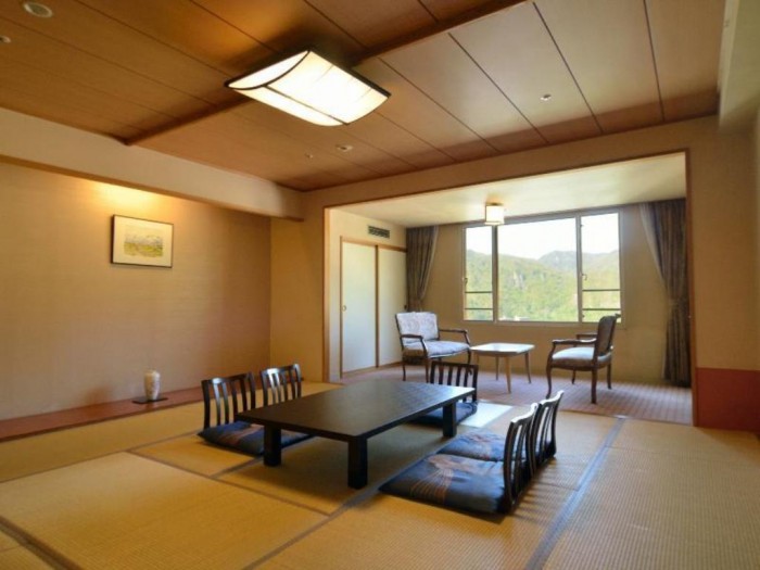 來源: https://www.agoda.com/zh-tw/jozankei-manseikaku-hotel-milione/hotel/sapporo-jp.html?CID=1749121