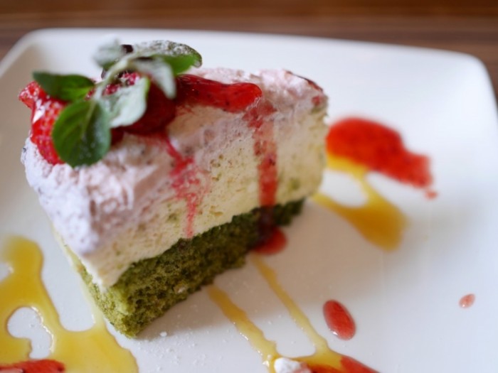來源: http://www.yelp.co.jp/biz_photos/odeon-shokudo-%E3%81%A8-cafe-%E5%8C%97%E5%8C%BA?select=HK9N0HCCtcBSvbTOZ1s3gQ