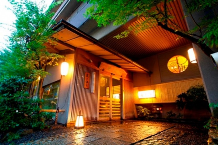 來源: https://travelbook.com.tw/b64r/aHR0cDovL2NsaWNrLmxpbmtzeW5lcmd5LmNvbS9mcy1iaW4vY2xpY2s%2FaWQ9dnVkZmRTWlBZcXcmc3ViaWQ9Jm9mZmVyaWQ9MjQ3NjAzLjEmdHlwZT0xMCZ0bXBpZD0xNjUxJlJEX1BBUk0xPWh0dHAlMjUzQSUyNTJGJTI1MkZ0cmF2ZWwucmFrdXRlbi5jby5qcCUyNTJGSE9URUwlMjUyRjg4MzglMjUyRjg4MzguaHRtbA%3D%3D