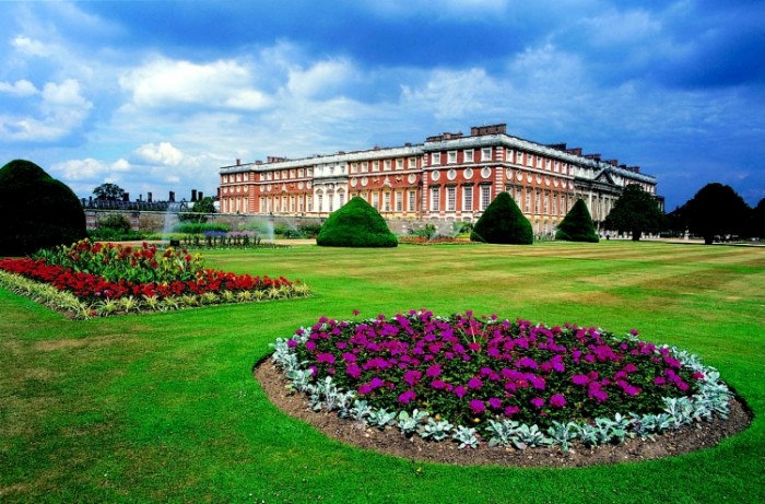 來源: http://www.the-anonymous.com/events/the-rhs-hampton-court-palace-flower-show/