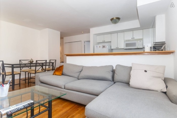 來源: https://www.airbnb.jp/rooms/5046694?af=3330218&c=APAC_JP_Partnership_travelbook_Content2