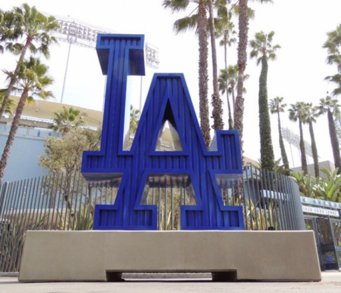 來源: http://ourweekly.com/news/2013/oct/14/incentives-set-carpoolers-dodger-stadium/