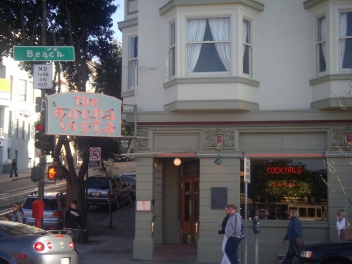 來源: http://www.fanpop.com/clubs/san-francisco/images/959763/title/buena-vista-cafe-photo