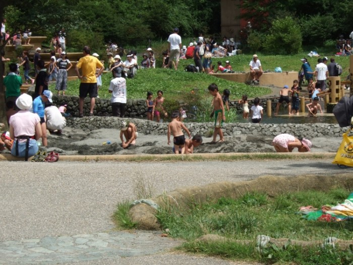 來源: http://odekake001.com/_yuenchi/fujisankodomo/fujisankodomo.html