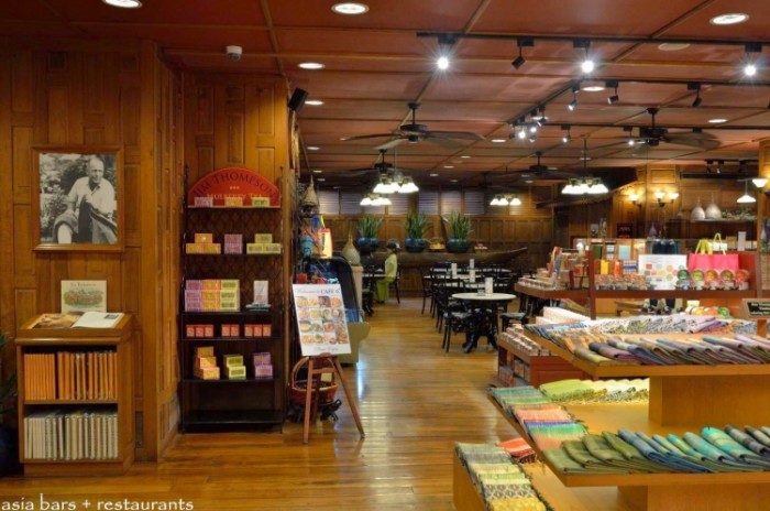 來源: http://www.asia-bars.com/2013/10/cafe-9-by-jim-thompson-thai-restaurant-bangkok/