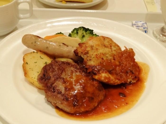 來源: http://ameblo.jp/m-mika1025/entry-11847790746.html