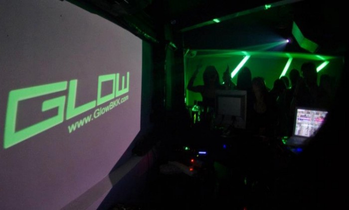 來源: http://www.globaltravelmate.com/asia/thailand/bangkok/bangkok-nightlife/2802-bangkok-glow-club.html
