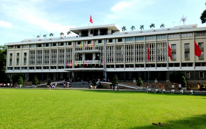 來源: http://nucuoiviet.com.vn/tour-du-lich-hoc-sinh-dinh-thong-nhat-cong-vien-nuoc-dam-sen-1-ngay-2793764.html