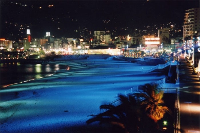 來源: http://www.gurutto-hakone.jp/updates/at-beach-light-up.html