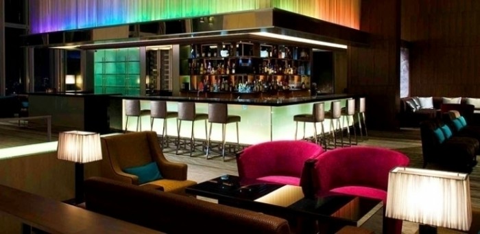 來源: http://www.miyakohotels.ne.jp/osaka-m-miyako/restaurant/bar/index.html/