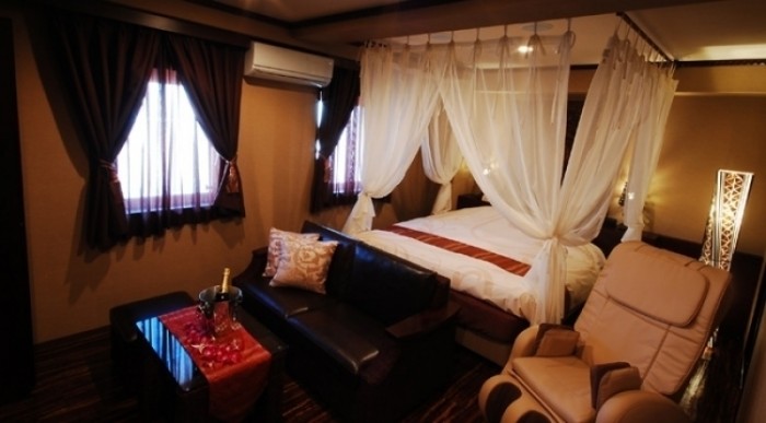 來源: http://www.balitower.jp/hotel/room.html#theater