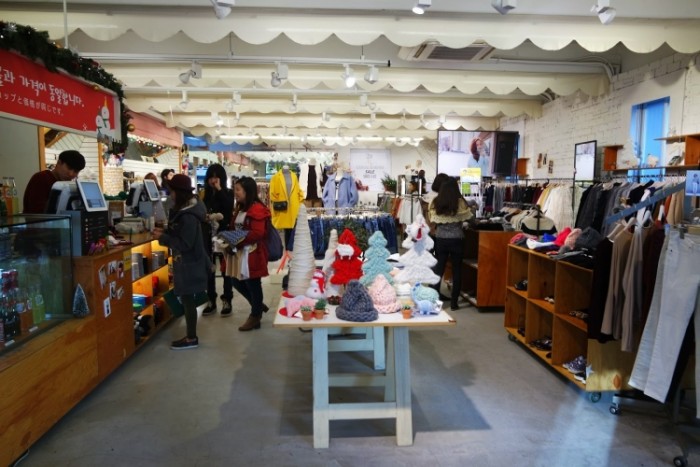 來源: http://seoulfreesophie.blogspot.jp/2014/12/garosugil-weekend-with-my-girls-at.html